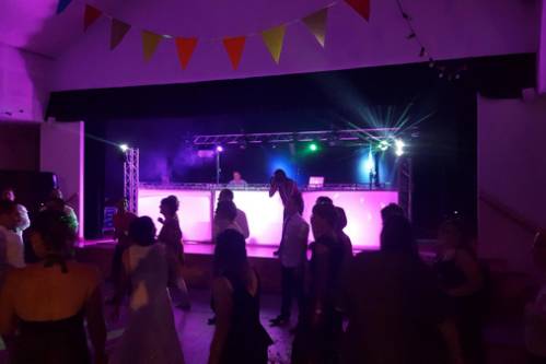 Mariage – animation DJ et mise en lumière de la salle