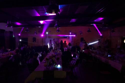 Mariage – ambiance soirée et éclairage décoratif
