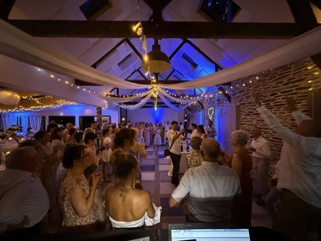 DJ professionnel en animation de mariage et soirée privée à Rennes